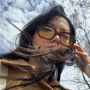 Meet your Posher, Kelly